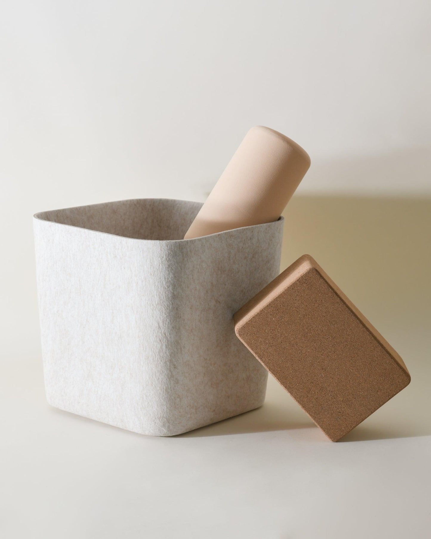 Close-up of Sculpted Bin curved interior walls showing smooth corners that prevent items from sticking